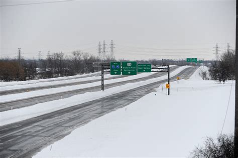 New York City Snow Drought: Residents Record 300 Days Without ...