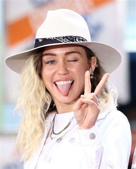Miley Cyrus Performs Live - NBC "Today" Show in New York 05/26/2017