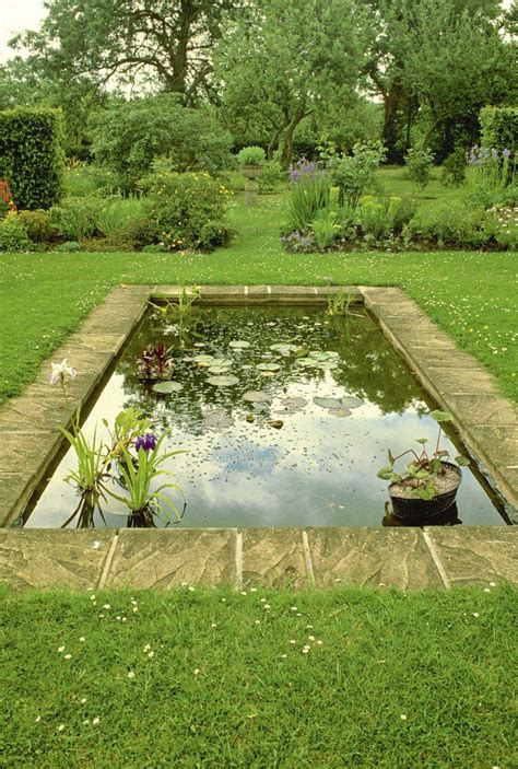 Cottage Garden Water Feature Ideas For This Year Sharonsable