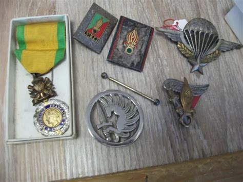 Lot Insignes Militaire Legionnaire Parachutiste Indochine B E P Eur