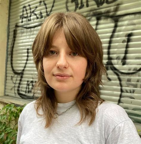 21 Dazzling Wolf Cut with Curtain Bangs Inspirations