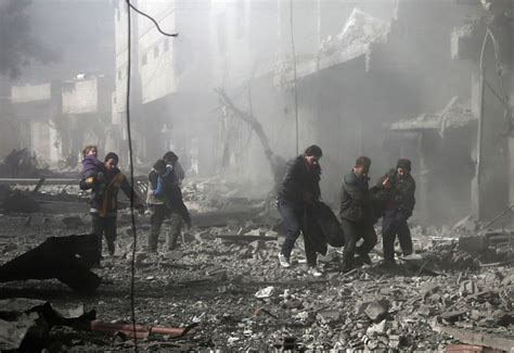 Bombardements Incessants Morts Par Dizaines Hôpitaux Débordés En Syrie Loffensive Du