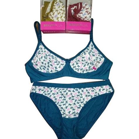 Multi Color Cotton Printed Ladies Bra Panty Set At Best Price In Jhansi Pandit Traders