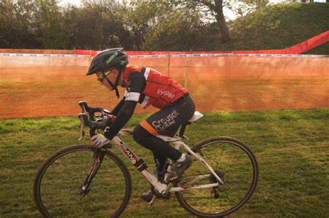 Cyclo Cross De Bourbon Lancy Les Creusotins En Souffrance Creusot