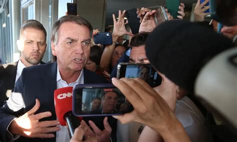 Defesa De Bolsonaro Diz Ter Pedido Ao Stf Devolução De Passaporte