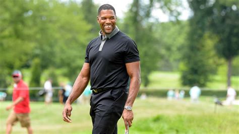 Michael Strahan Q&A: On betting on the course, his dream foursome and more