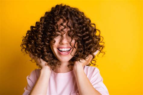 Capelli In Estate Come Curarli E Mantenerli Sani Il Tuo Universo Donna