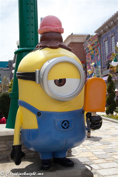 Minion Park at Universal Studios Japan - Adventure, baby!