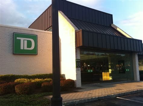 Armed Bank Robber Strikes At TD Bank | Levittown, PA Patch