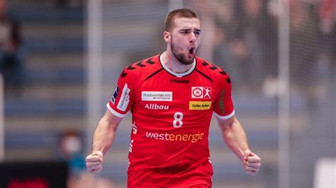 Tim Rozman Bleibt Beim Tusem Tusem Handball