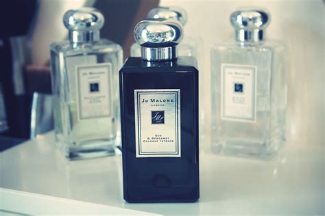 Jo Malone Cologne Intense – Lily Pebbles