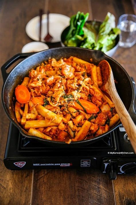 Dak Galbi Korean Spicy Chicken Stir Fry My Korean Kitchen