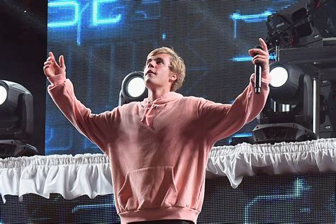 Justin Bieber Announces 2020 Tour Dates, Docu-Series and Yummy