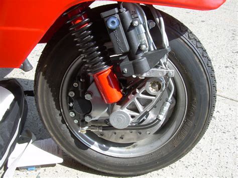 Modern Vespa Fitting A Grimeca Disc Brake To A Px