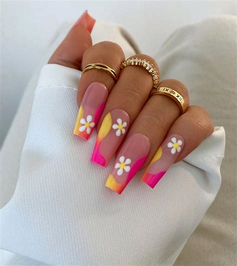 Exclusive Summer Nail Ideas To Inspire Your Next Manicure Pin Martic