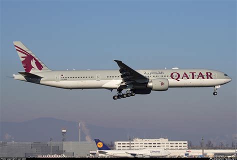 A Beb Qatar Airways Boeing Dzer Photo By Jan Seler Id