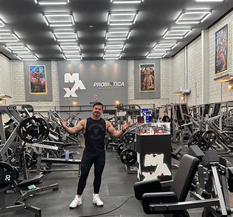 Saiba Quem Renato Cariani Influencer Fitness Alvo Da Pf