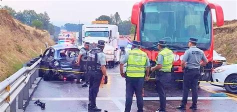 Fatal Accidente Entre Un Ado Y Dos Automóviles En La Autopista Amozoc