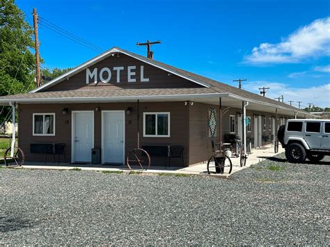 Shady Rest Motel | Oshkosh • Nebraska