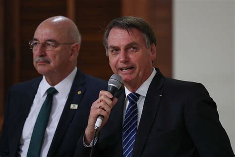 Bolsonaro Vê Ministros Como Fusíveis E Admite Problemas Na