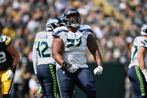 Seahawks Sign Three To Practice Squad