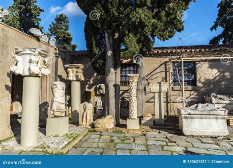 Ruins of the Ancient Corinth, Greece Stock Image - Image of stone, destination: 160631337