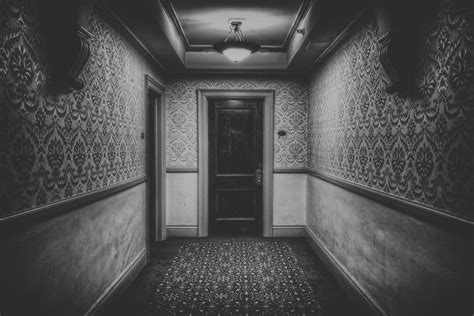 The Scariest Real Haunted Houses And Locations In America Digital