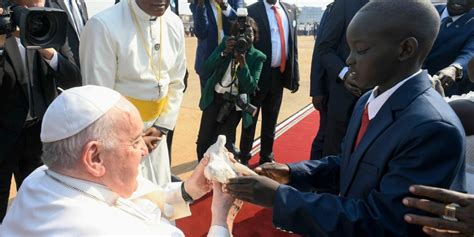 Pope Francis Lands In South Sudan Fulfilling Yearslong Dream Of Visit