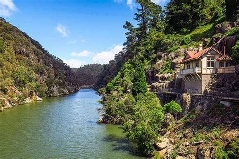 20 Places To Visit In Tasmania Your Ultimate Guidebook