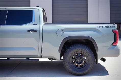 2022 Toyota Tundra Trucks Feel Like True Lunar Rock Trd Pros When Lifted On 35s Autoevolution