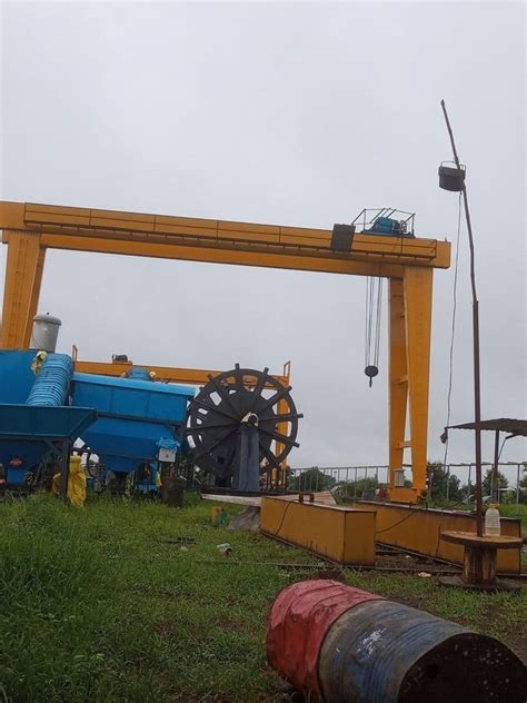 Double Girder Goliath Crane Span M Load Capacity Ton At