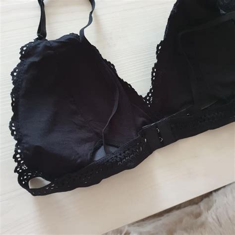 Sexy Lingerie Set Van Driehoekige Beha En Een Slip Kleur Zwart Kant