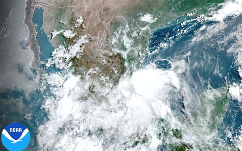 Lluvias en todo el país para este jueves por ondas tropicales y canales