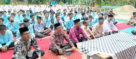 Penutupan Pesantren Ramadhan Man Padang Diisi Tausiah Ustaz Mhd