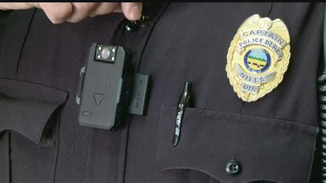 Valley Police Departments Consider Pros And Cons Of Body Cameras Youtube