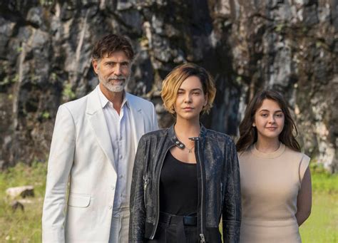 7 motivos para maratonar a 2ª temporada de Bom Dia, Verônica | Filmes