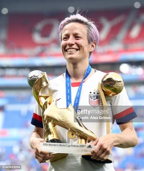 Megan Rapinoe Photos and Premium High Res Pictures - Getty Images