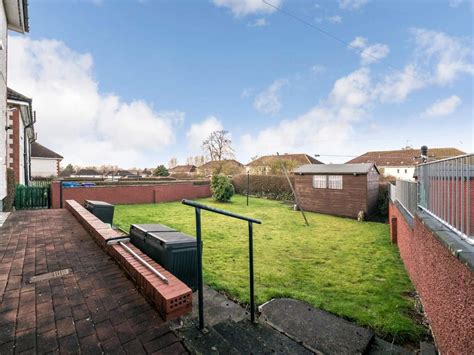 2 Bedroom Lower Cottage Flat For Sale In Threestonehill Avenue