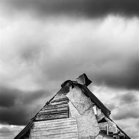 Premium Photo Old Dilapidated Shacks In The Mountains Of The Asiago