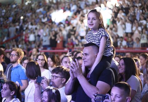 Veliki Humanitarni Koncert Duhovne Glazbe Pod Nazivom Vjerujem Okupio