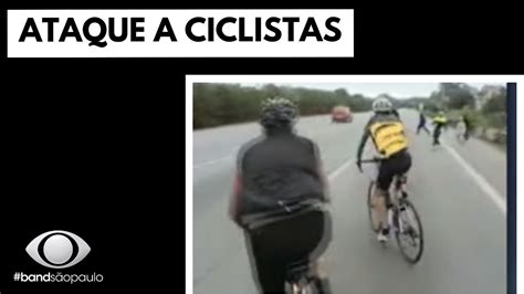 Ladr O Se Joga Na Frente De Ciclistas Para Assaltar Youtube