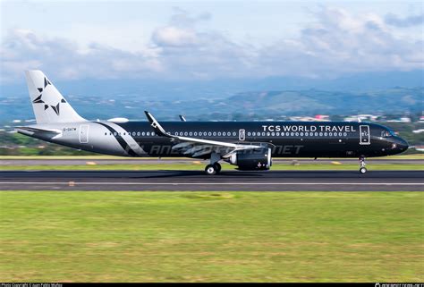 G OATW Titan Airways Airbus A321 253NX Photo by Juan Pablo Muñoz ID