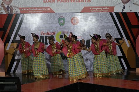 Lomba Tari Kreasi Festival Salo Karajae VIII Parepare Tourism