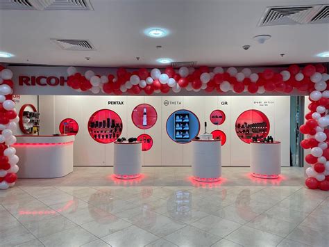 Ricoh opens their first brand store in Moscow - Pentax & Ricoh Rumors