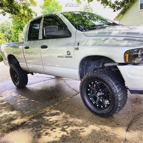 2004 Dodge Ram 1500 Black