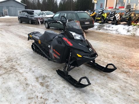 Ski Doo Summit X E Tec 800r 146 800 Cm³ 2015 Inari Moottorikelkka