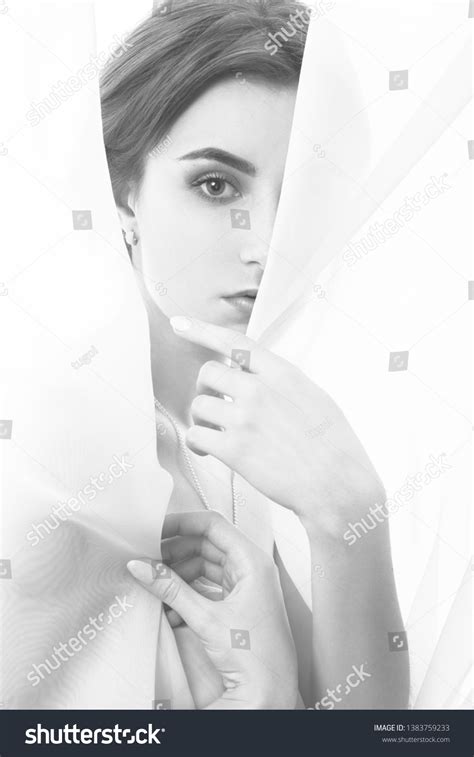 Naked Woman White Background Images Stock Photos Vectors Shutterstock