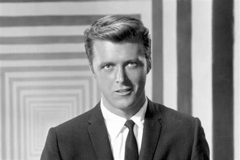 Edd Byrnes, 'Grease' and '77 Sunset Strip' Star, Dies at 87 - TheWrap