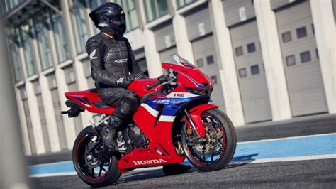 Honda Cbr Rr Price And Specifications