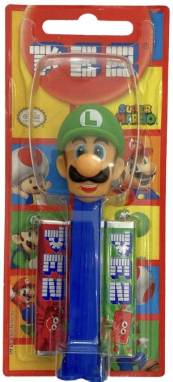 Игрушка-дозатор Луиджи для конфет Pez купить по цене 290 руб в интернет ...